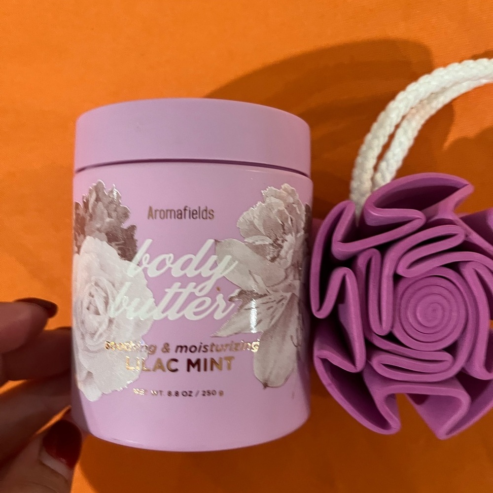 6/$25 Lilac Mint Body Butter - Lavender - Picture 4 of 5